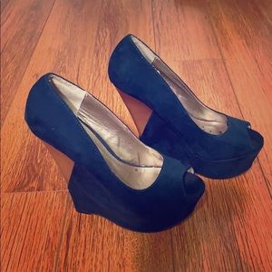 Vintage Quipid Teal Wedges